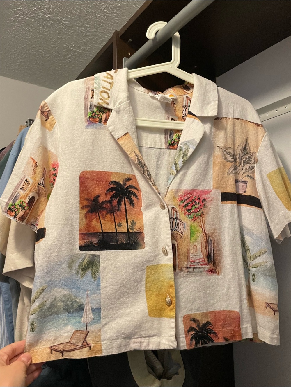 C&C California White Linen-Blend Top with Painted Multi-Color Detail